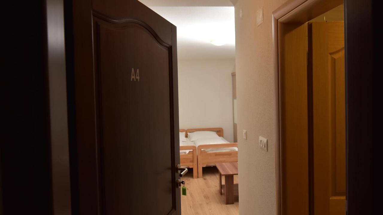 Apartments Villa Deja Яхорина Екстер'єр фото