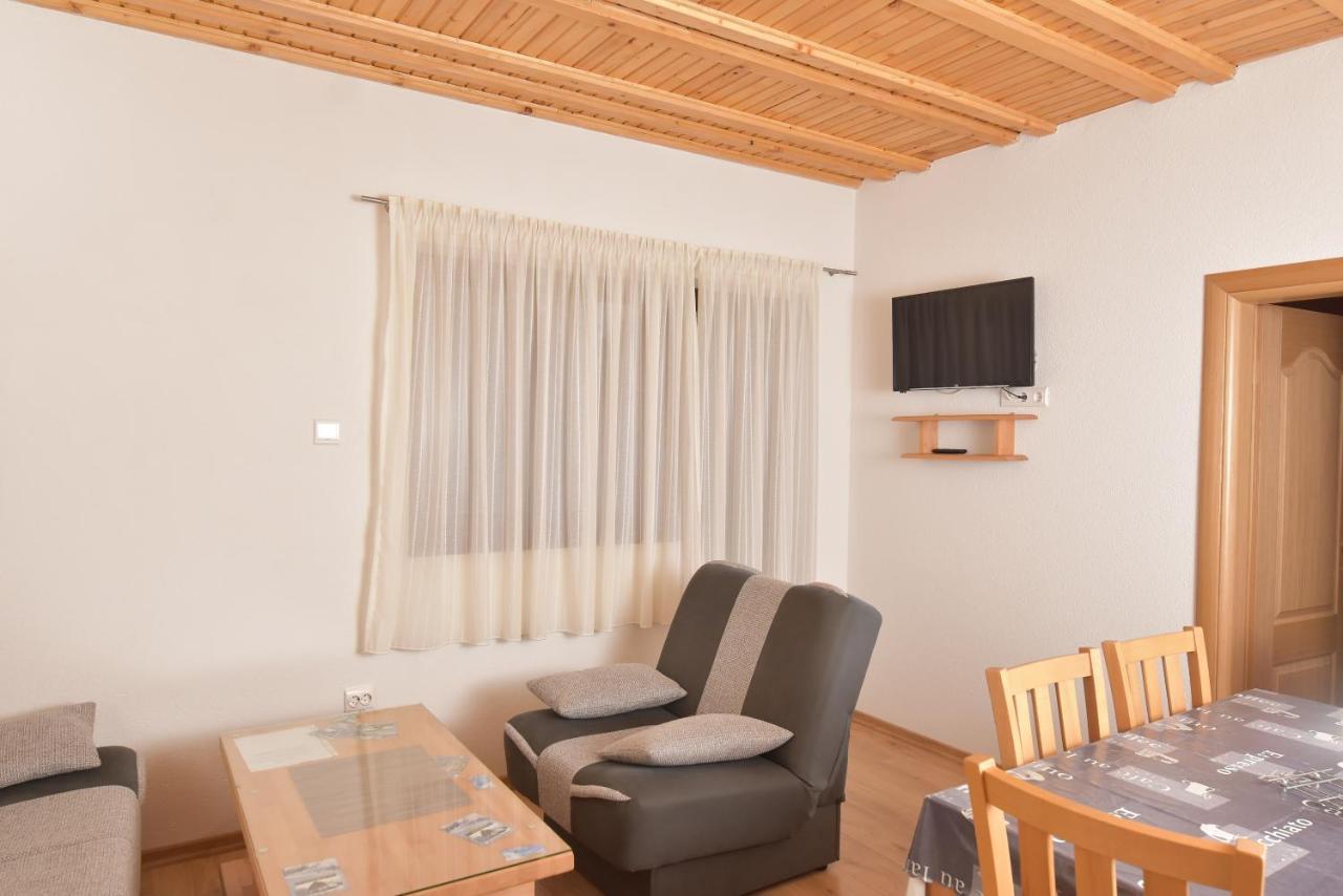 Apartments Villa Deja Яхорина Екстер'єр фото