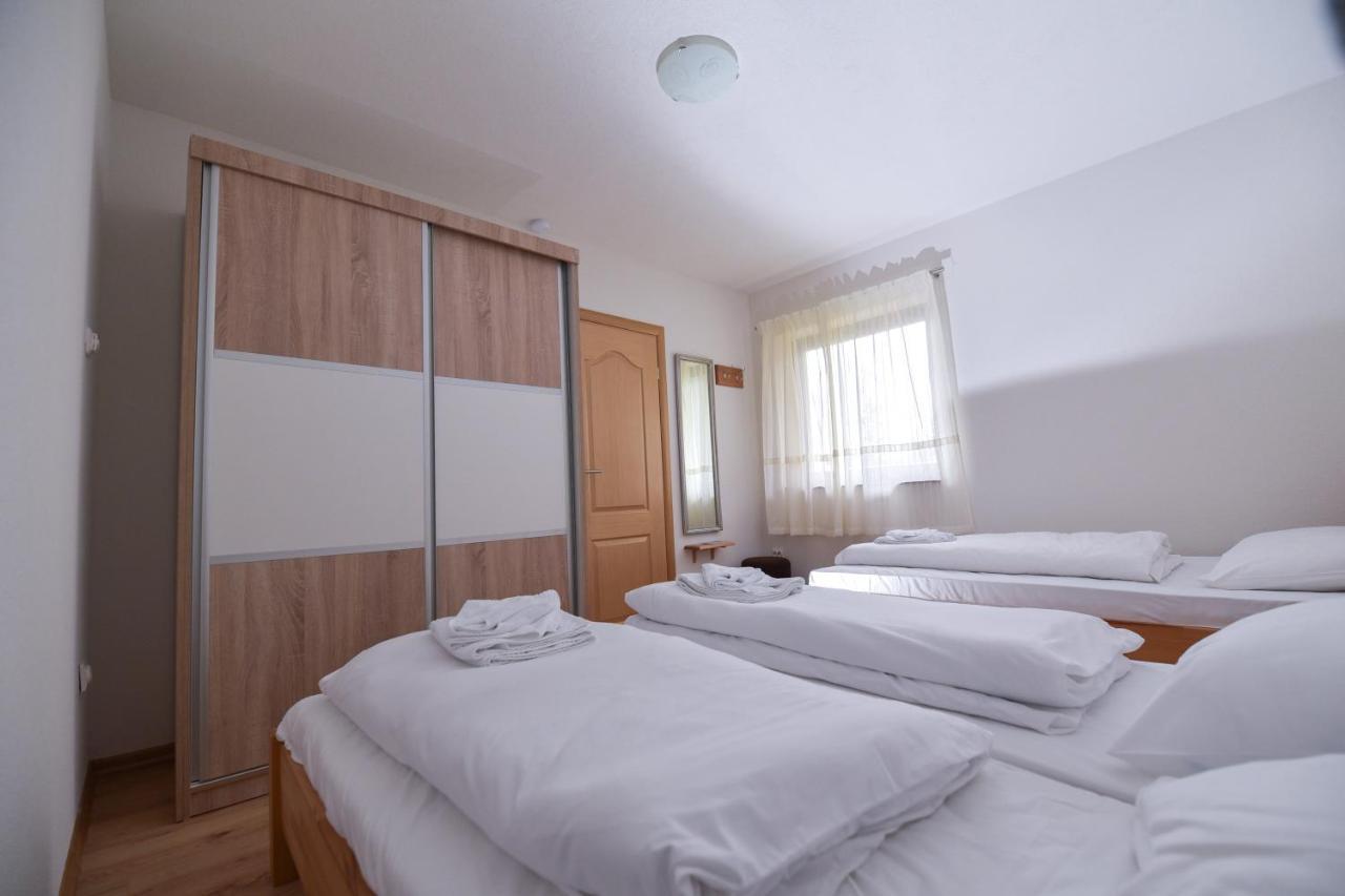 Apartments Villa Deja Яхорина Екстер'єр фото